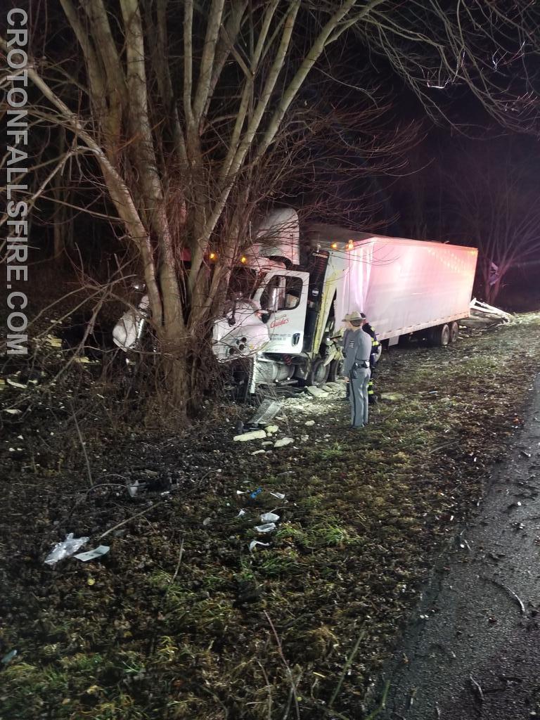 Tractor trailer accident on I-684 south of exit 7 in Purdys, 12/27/19