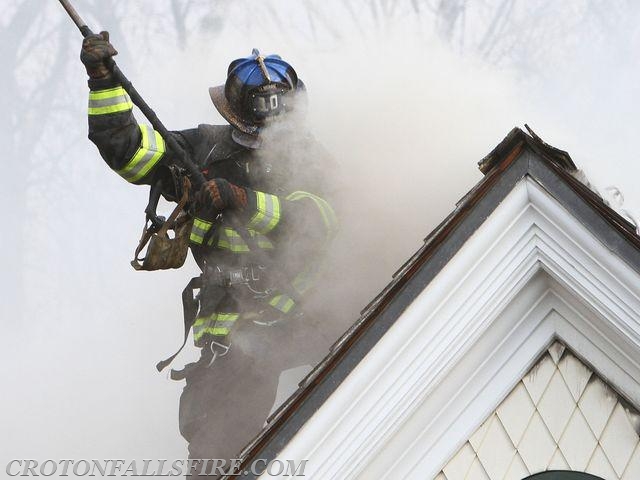 Residential structure fire on Baxter Road, 11/26/15